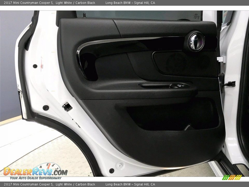 2017 Mini Countryman Cooper S Light White / Carbon Black Photo #25