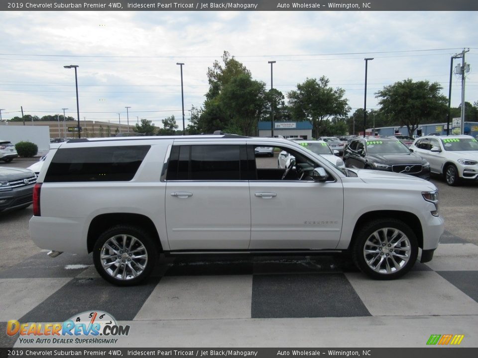 2019 Chevrolet Suburban Premier 4WD Iridescent Pearl Tricoat / Jet Black/Mahogany Photo #3