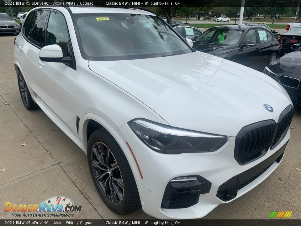 Front 3/4 View of 2021 BMW X5 xDrive40i Photo #1