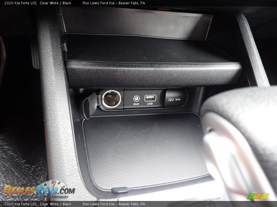 2020 Kia Forte LXS Clear White / Black Photo #18