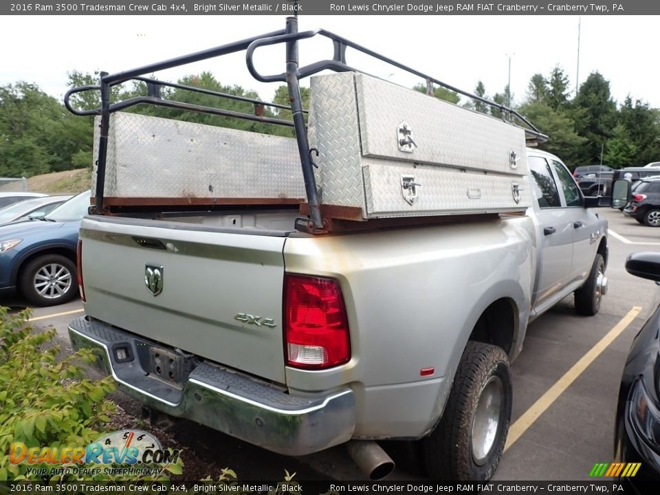 2016 Ram 3500 Tradesman Crew Cab 4x4 Bright Silver Metallic / Black Photo #4