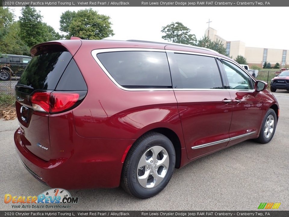 2020 Chrysler Pacifica Hybrid Touring L Velvet Red Pearl / Alloy/Black Photo #5