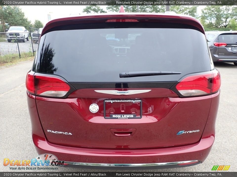 2020 Chrysler Pacifica Hybrid Touring L Velvet Red Pearl / Alloy/Black Photo #6