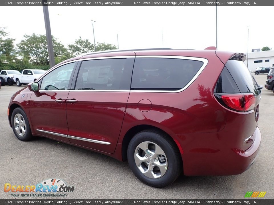 2020 Chrysler Pacifica Hybrid Touring L Velvet Red Pearl / Alloy/Black Photo #8