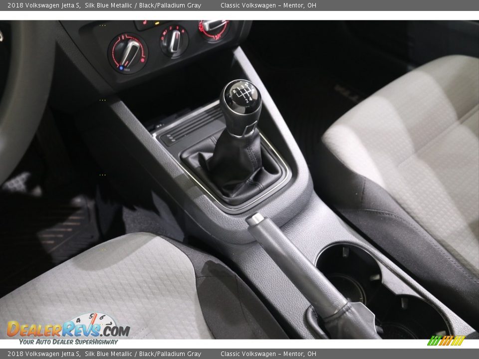 2018 Volkswagen Jetta S Shifter Photo #12