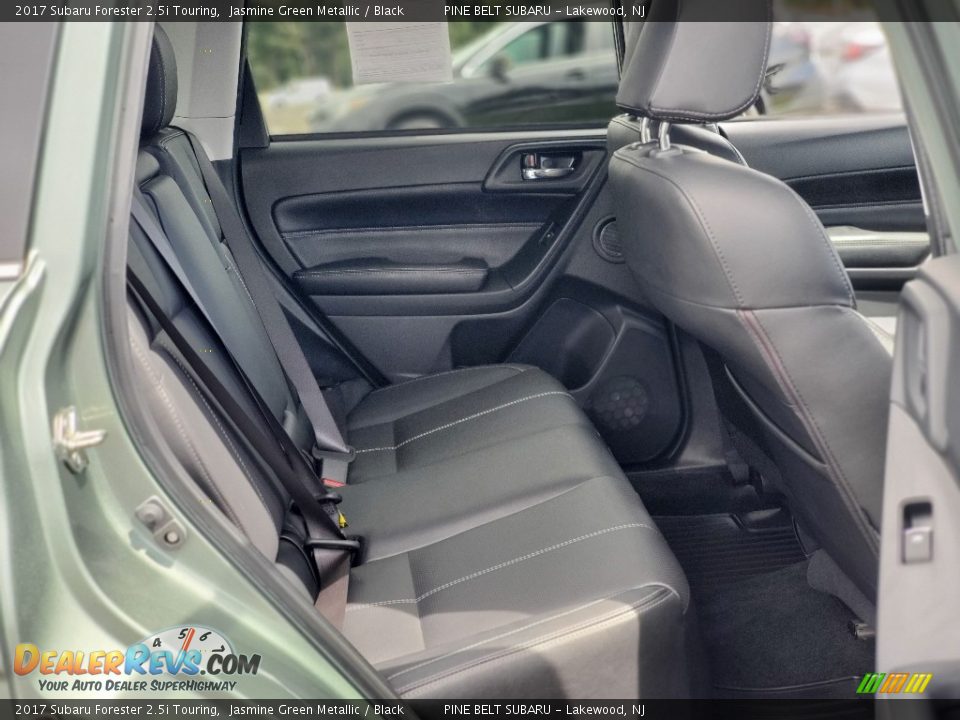 2017 Subaru Forester 2.5i Touring Jasmine Green Metallic / Black Photo #26