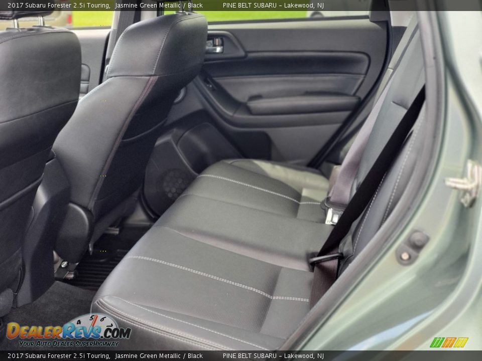 2017 Subaru Forester 2.5i Touring Jasmine Green Metallic / Black Photo #30