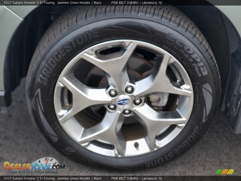 2017 Subaru Forester 2.5i Touring Jasmine Green Metallic / Black Photo #32