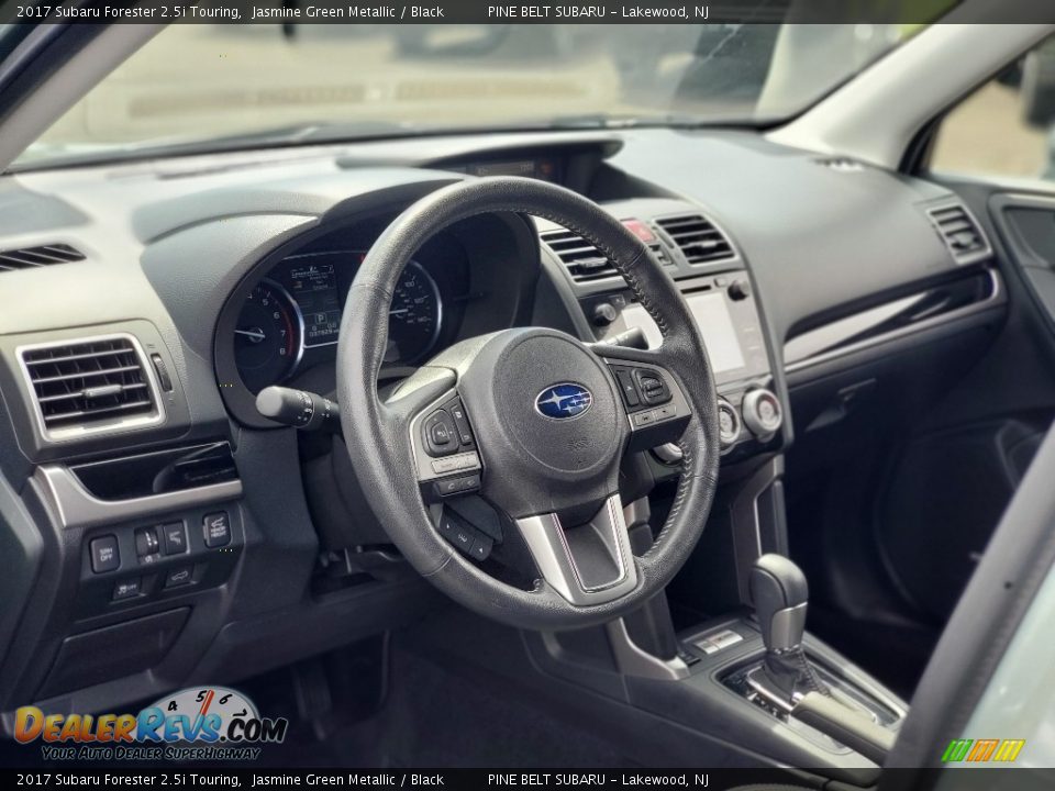 2017 Subaru Forester 2.5i Touring Jasmine Green Metallic / Black Photo #33