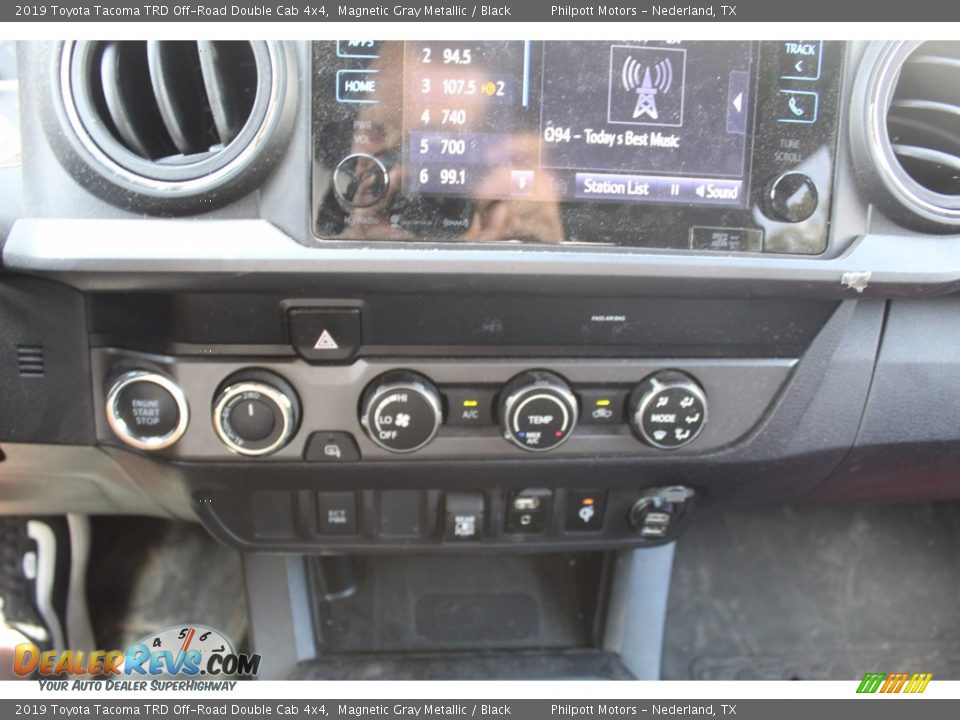 2019 Toyota Tacoma TRD Off-Road Double Cab 4x4 Magnetic Gray Metallic / Black Photo #16