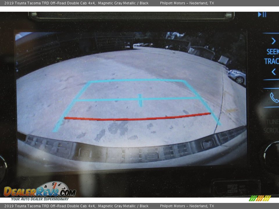 2019 Toyota Tacoma TRD Off-Road Double Cab 4x4 Magnetic Gray Metallic / Black Photo #18