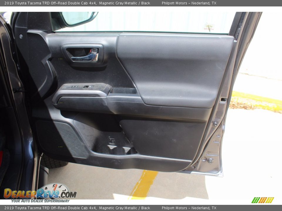 2019 Toyota Tacoma TRD Off-Road Double Cab 4x4 Magnetic Gray Metallic / Black Photo #25