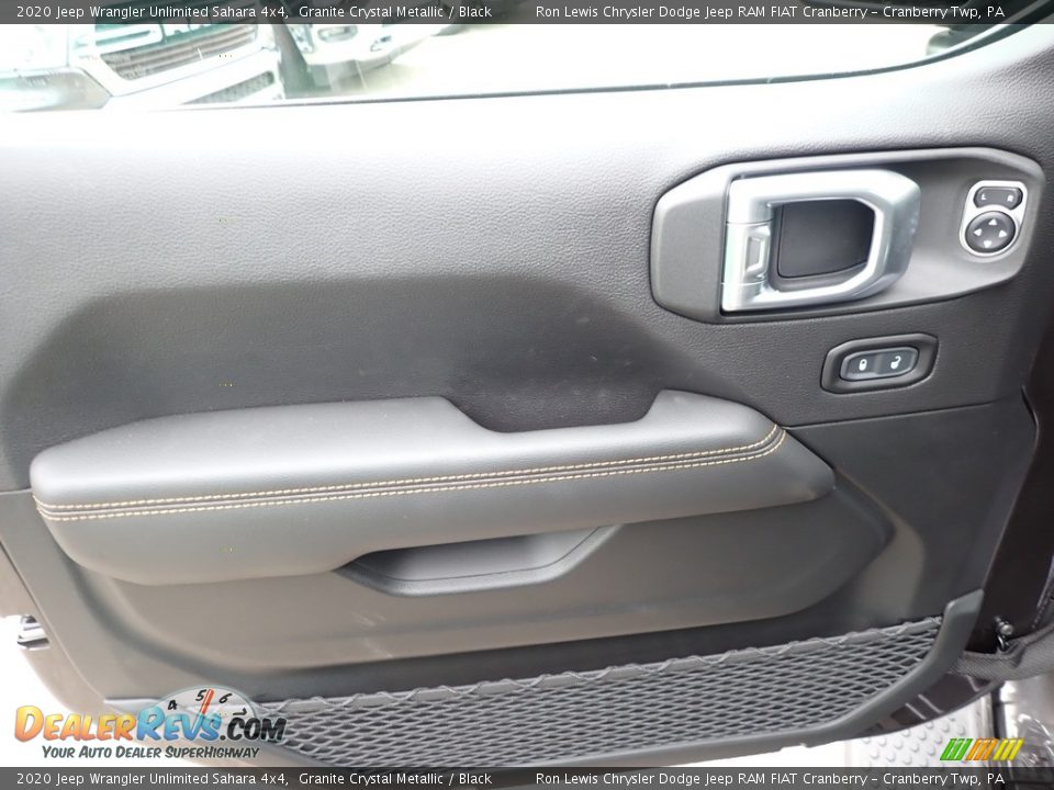 2020 Jeep Wrangler Unlimited Sahara 4x4 Granite Crystal Metallic / Black Photo #15