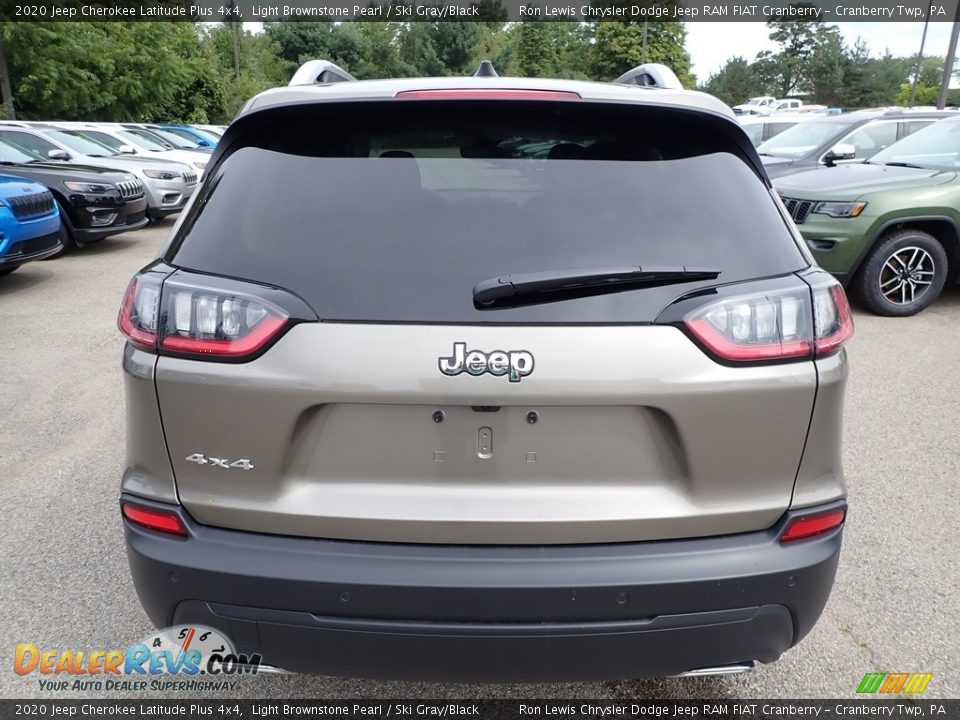 2020 Jeep Cherokee Latitude Plus 4x4 Light Brownstone Pearl / Ski Gray/Black Photo #6