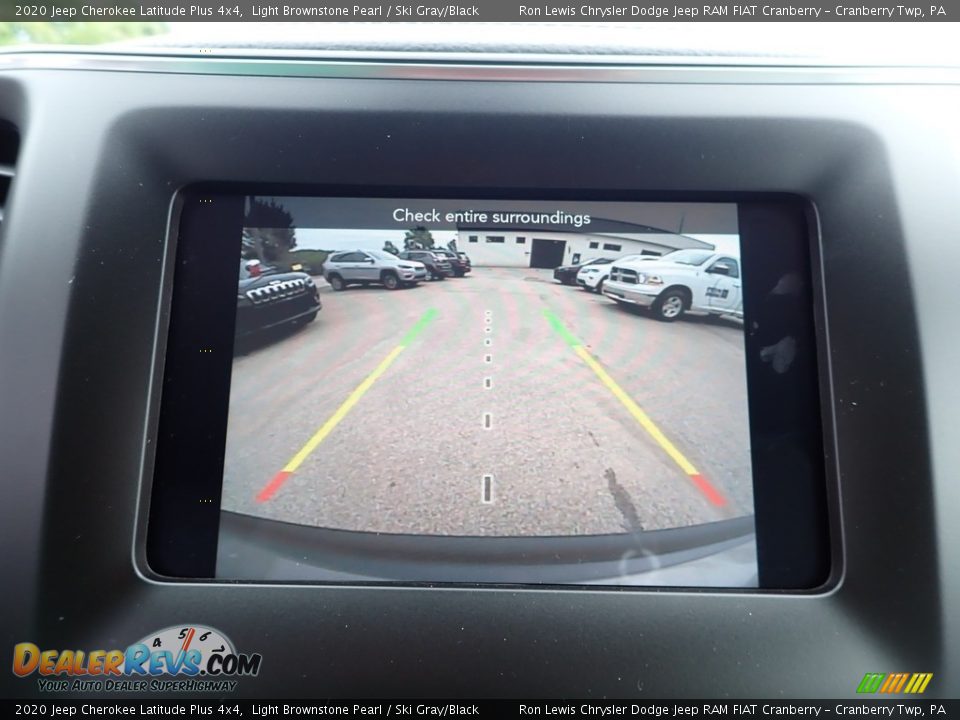 2020 Jeep Cherokee Latitude Plus 4x4 Light Brownstone Pearl / Ski Gray/Black Photo #19