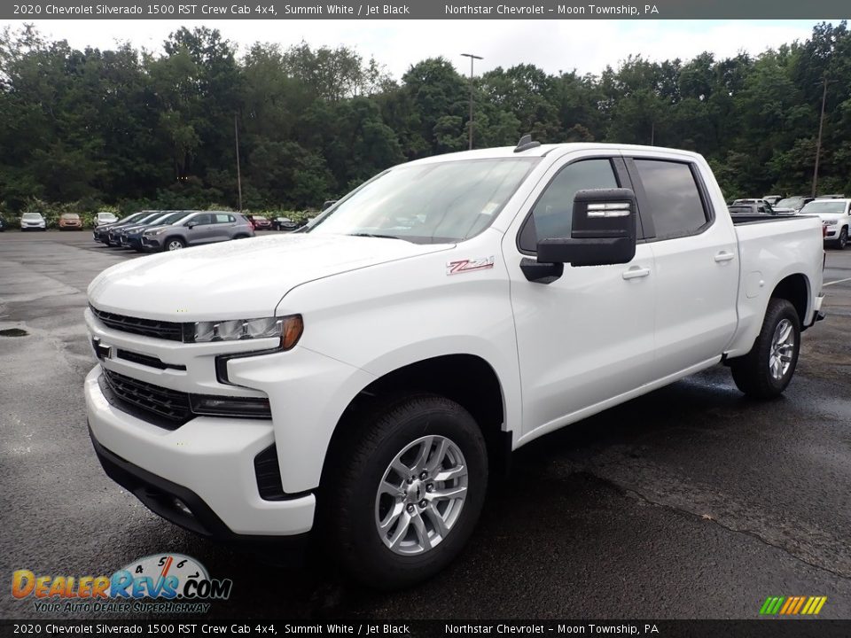 Front 3/4 View of 2020 Chevrolet Silverado 1500 RST Crew Cab 4x4 Photo #1