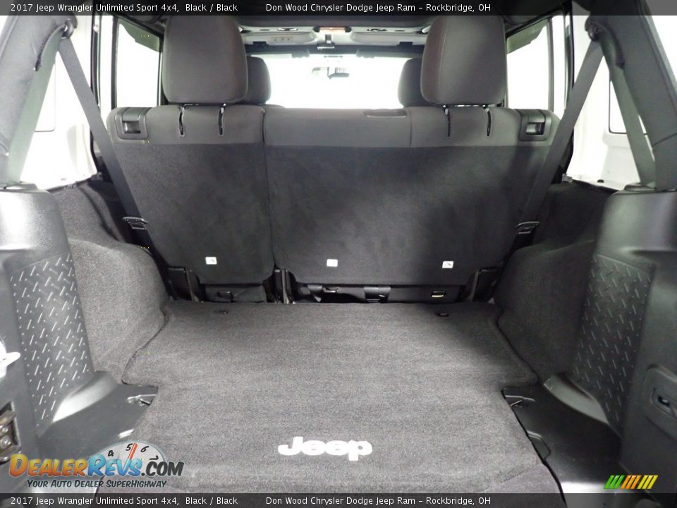 2017 Jeep Wrangler Unlimited Sport 4x4 Black / Black Photo #14