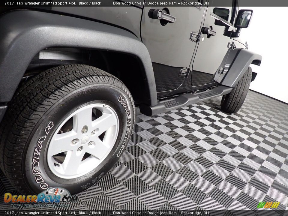 2017 Jeep Wrangler Unlimited Sport 4x4 Black / Black Photo #16