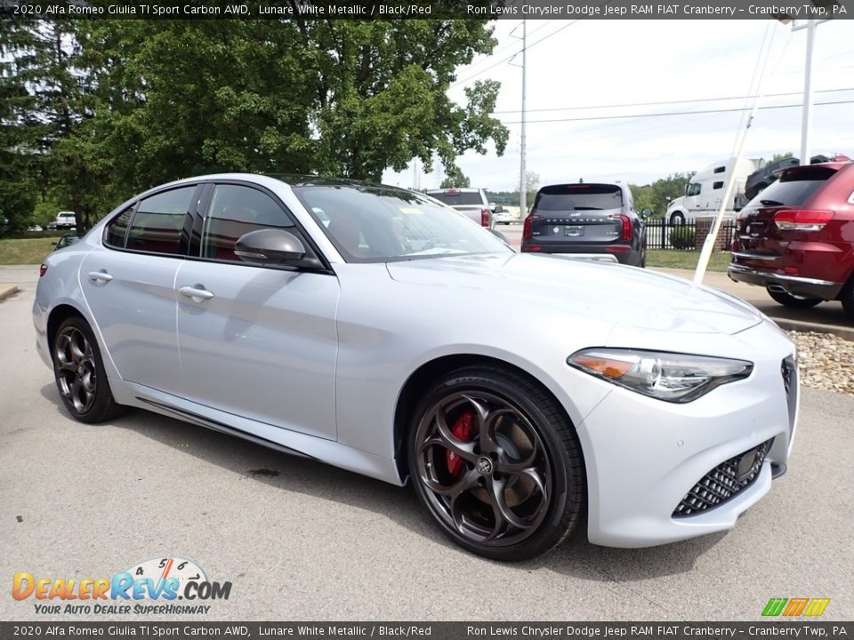 2020 Alfa Romeo Giulia TI Sport Carbon AWD Lunare White Metallic / Black/Red Photo #3