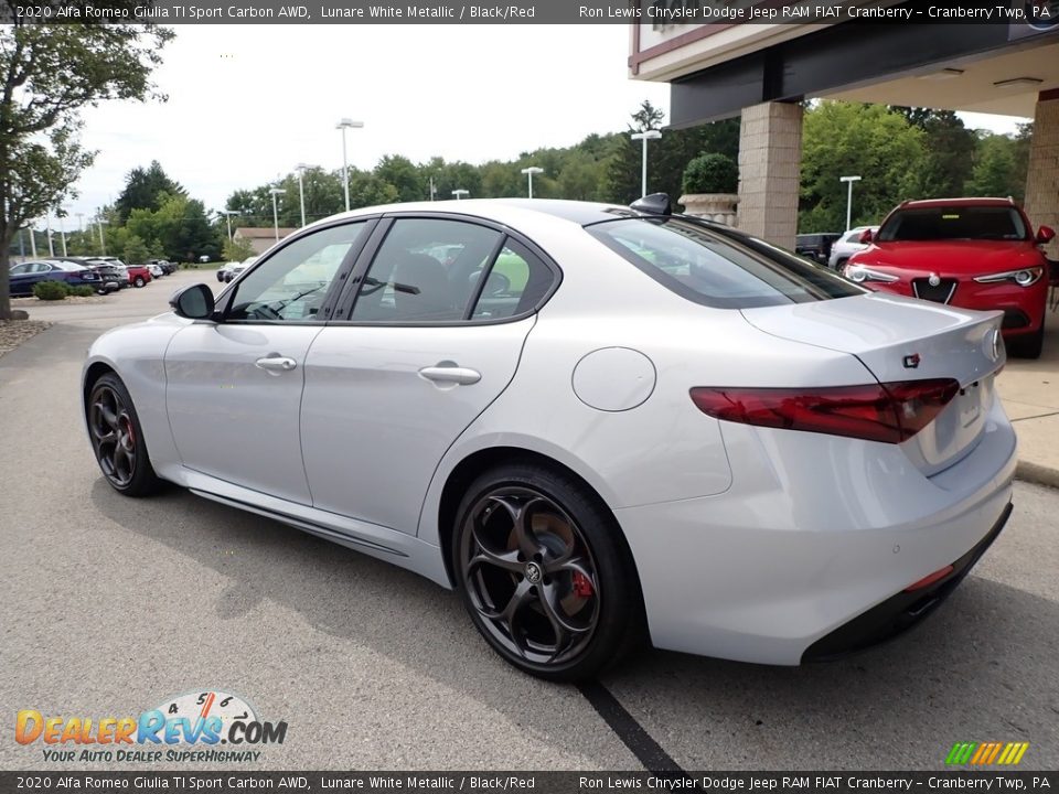 2020 Alfa Romeo Giulia TI Sport Carbon AWD Lunare White Metallic / Black/Red Photo #8