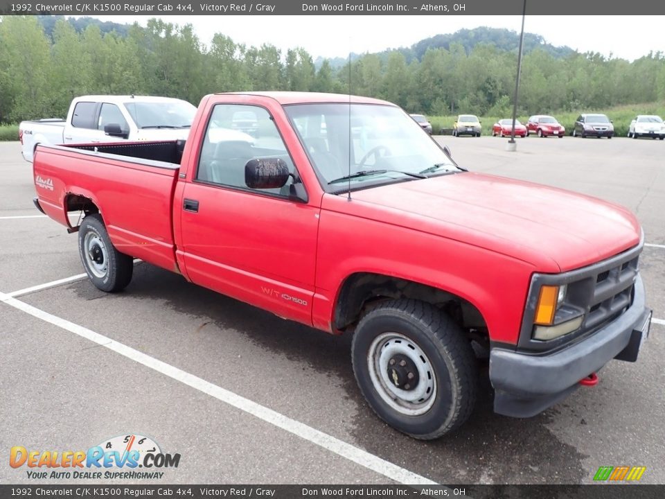 Front 3/4 View of 1992 Chevrolet C/K K1500 Regular Cab 4x4 Photo #2