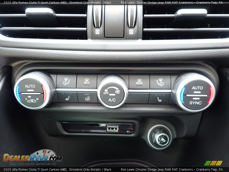 Controls of 2020 Alfa Romeo Giulia TI Sport Carbon AWD Photo #18