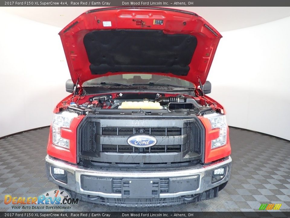 2017 Ford F150 XL SuperCrew 4x4 Race Red / Earth Gray Photo #5