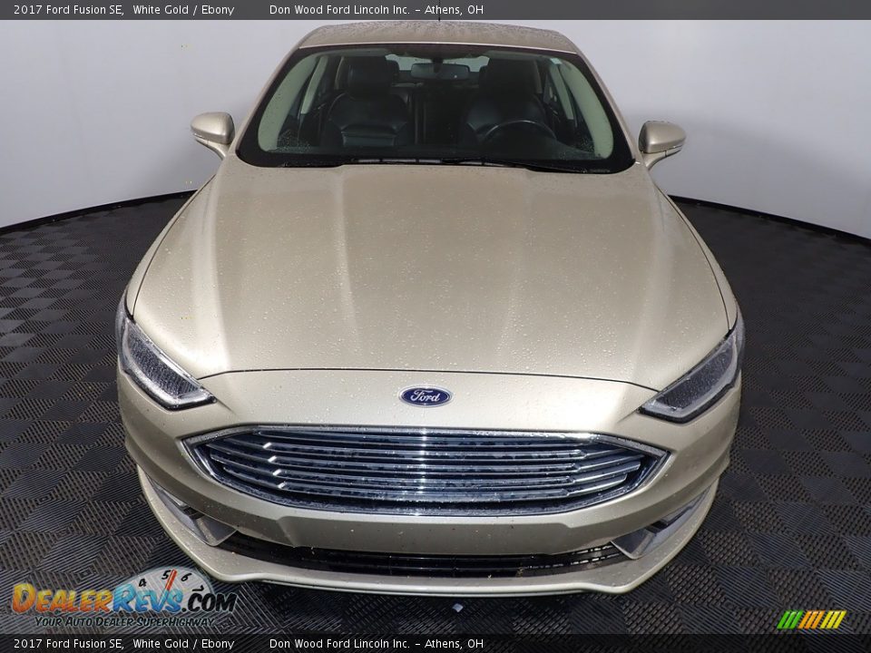 2017 Ford Fusion SE White Gold / Ebony Photo #4