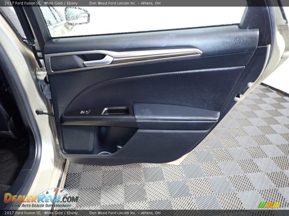 2017 Ford Fusion SE White Gold / Ebony Photo #22