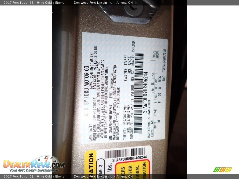2017 Ford Fusion SE White Gold / Ebony Photo #32