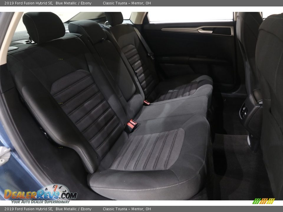 2019 Ford Fusion Hybrid SE Blue Metallic / Ebony Photo #16