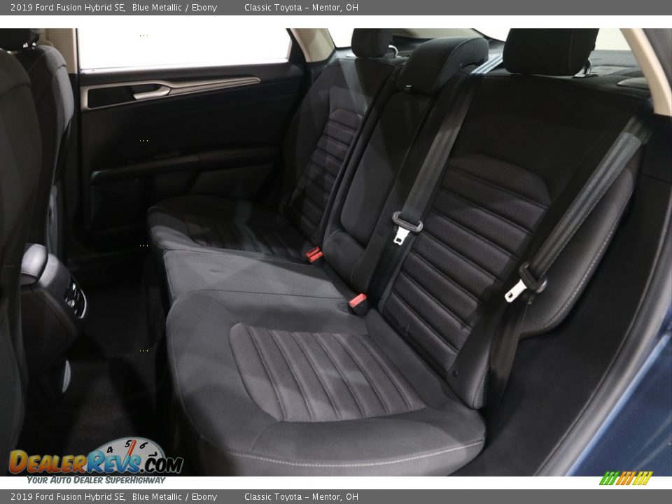 2019 Ford Fusion Hybrid SE Blue Metallic / Ebony Photo #17