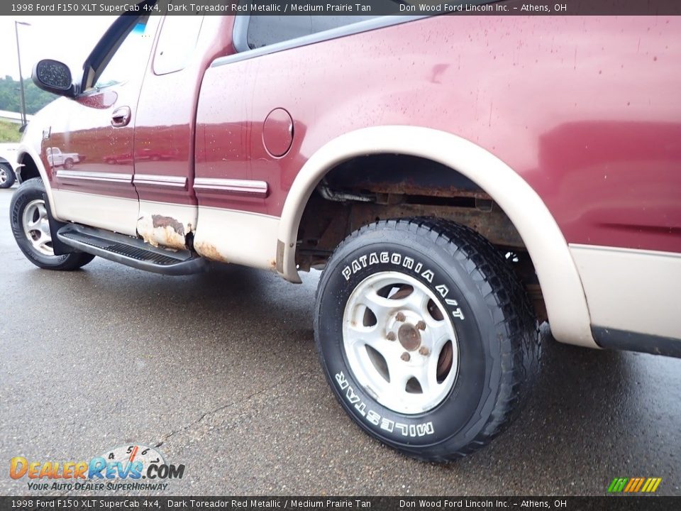 1998 Ford F150 XLT SuperCab 4x4 Dark Toreador Red Metallic / Medium Prairie Tan Photo #10