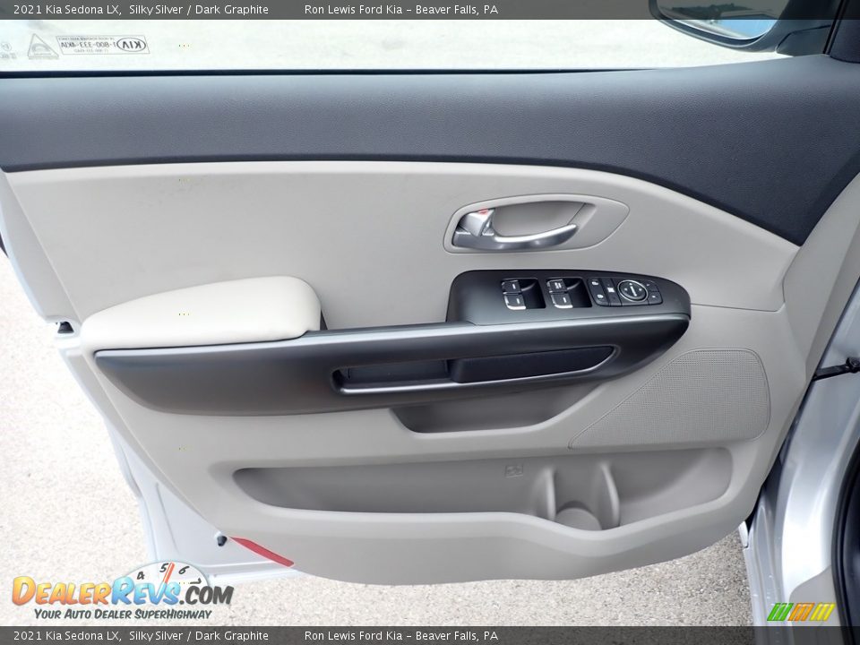 2021 Kia Sedona LX Silky Silver / Dark Graphite Photo #14