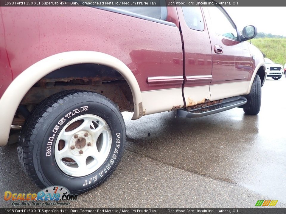 1998 Ford F150 XLT SuperCab 4x4 Dark Toreador Red Metallic / Medium Prairie Tan Photo #14