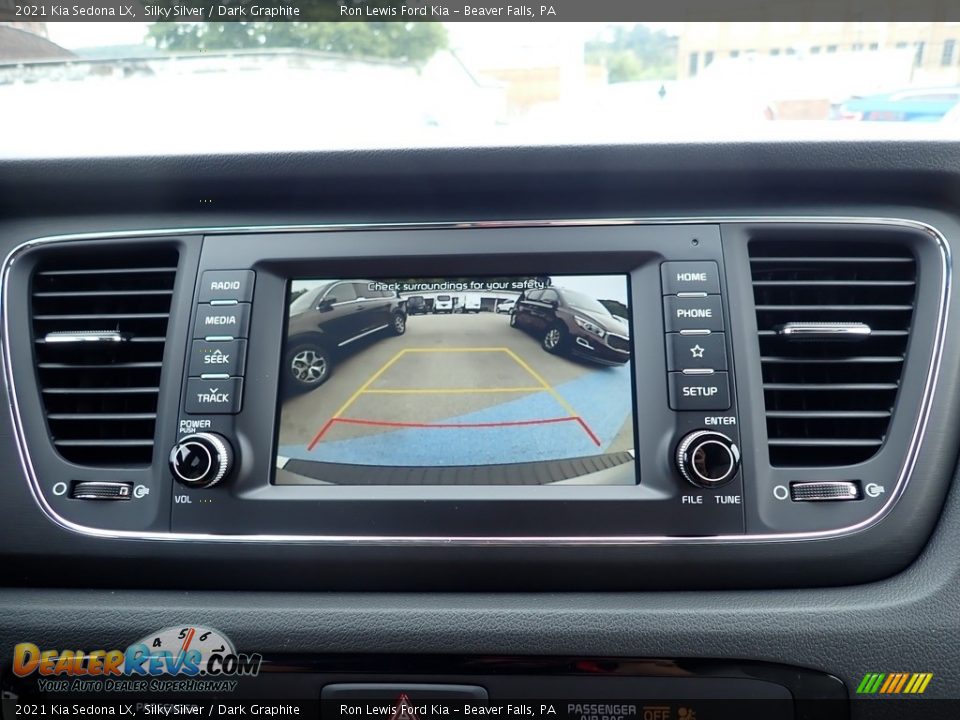 Controls of 2021 Kia Sedona LX Photo #17