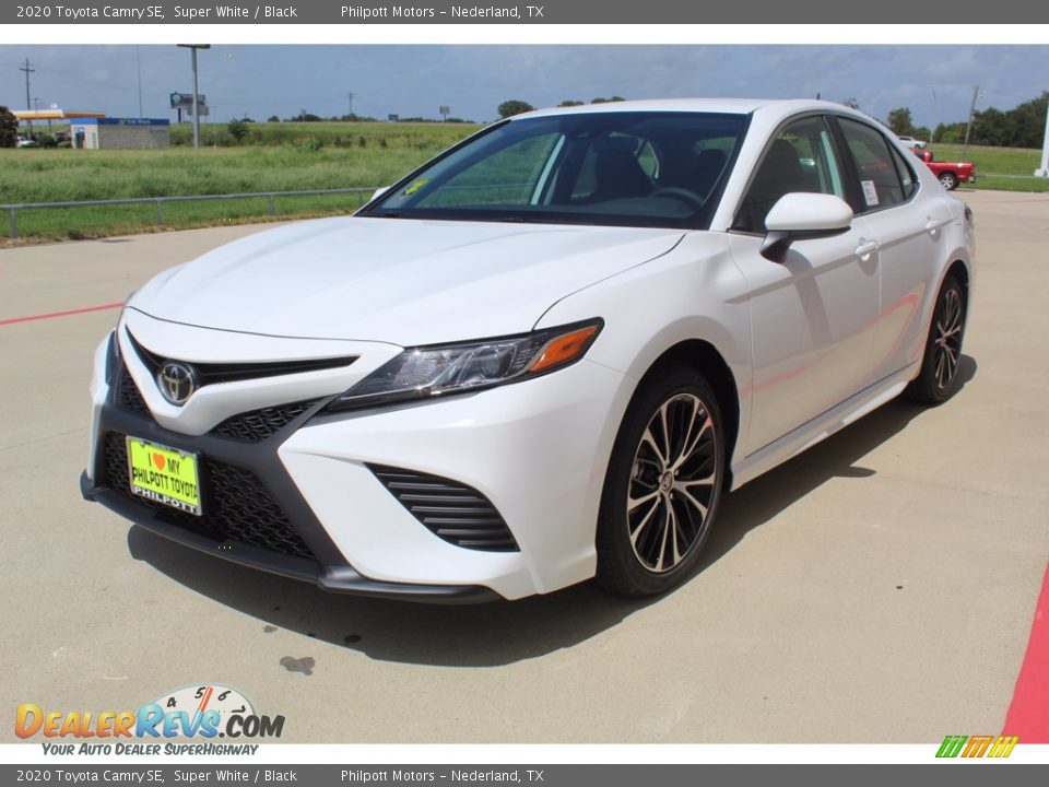 2020 Toyota Camry SE Super White / Black Photo #4