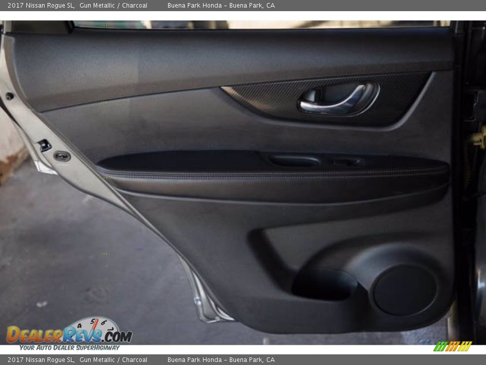 Door Panel of 2017 Nissan Rogue SL Photo #30