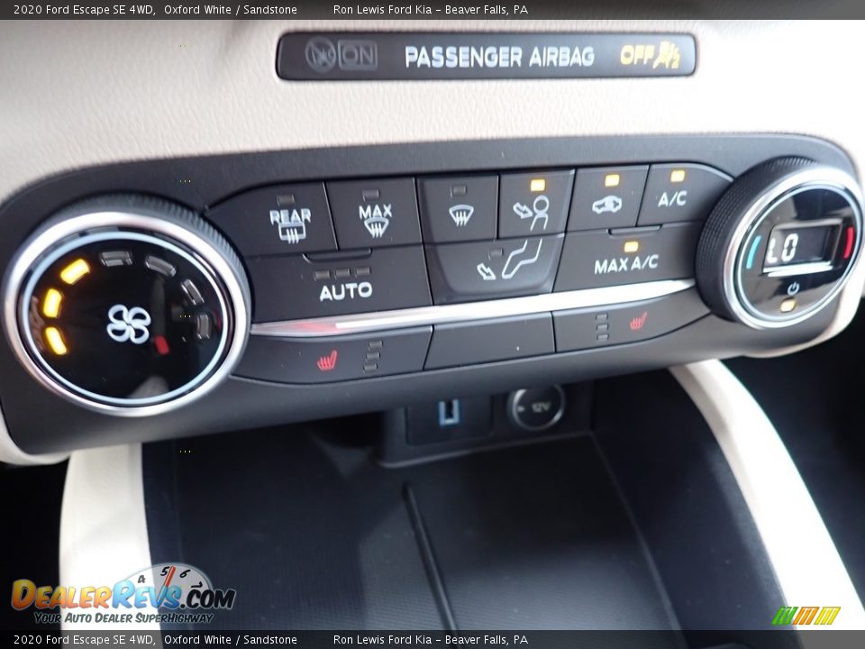 2020 Ford Escape SE 4WD Oxford White / Sandstone Photo #18