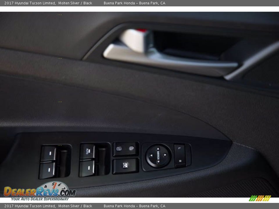 2017 Hyundai Tucson Limited Molten Silver / Black Photo #29