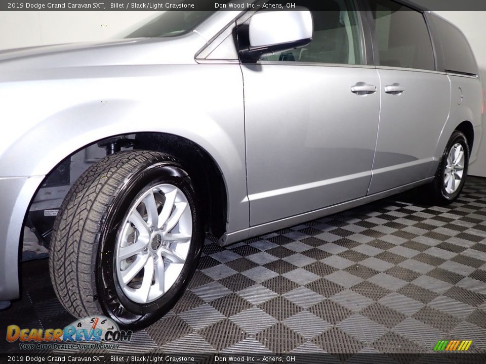 2019 Dodge Grand Caravan SXT Billet / Black/Light Graystone Photo #8