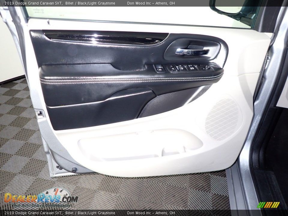 2019 Dodge Grand Caravan SXT Billet / Black/Light Graystone Photo #17