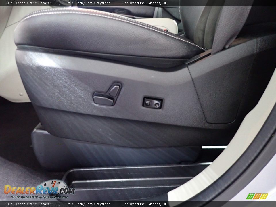 2019 Dodge Grand Caravan SXT Billet / Black/Light Graystone Photo #18