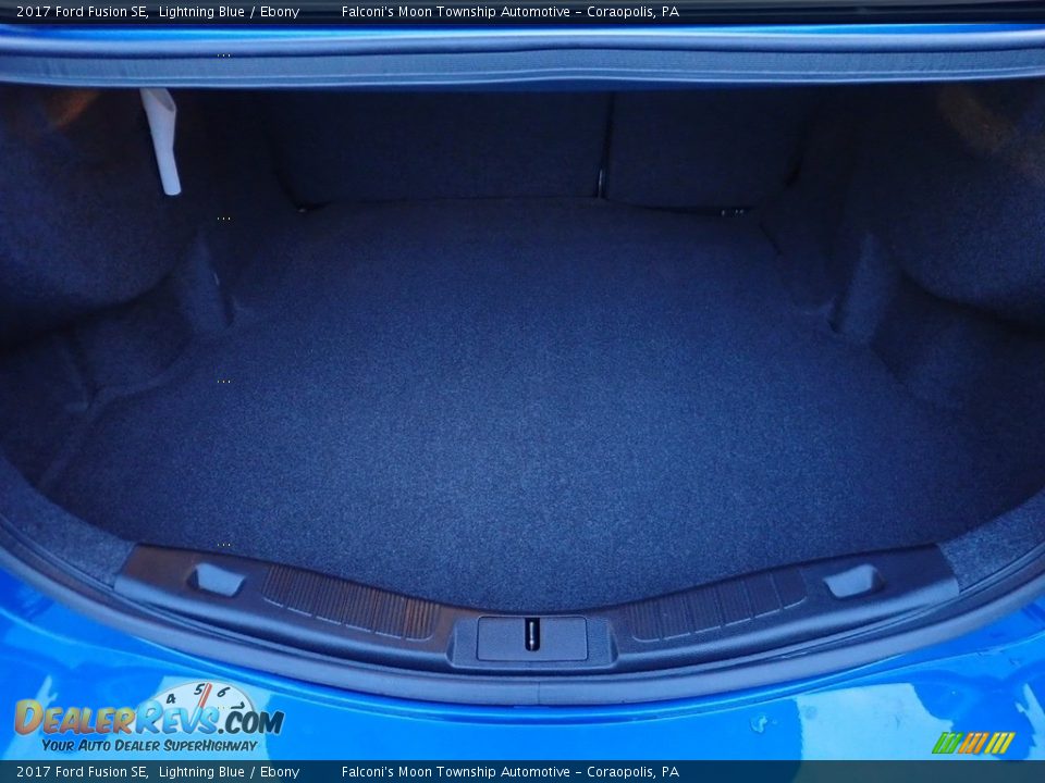 2017 Ford Fusion SE Lightning Blue / Ebony Photo #4