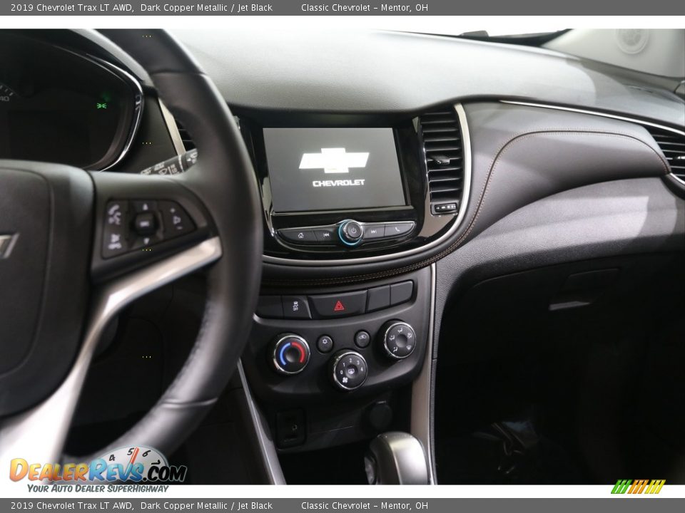 Controls of 2019 Chevrolet Trax LT AWD Photo #8