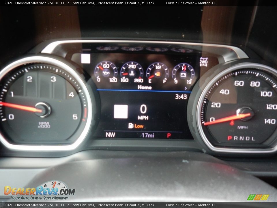 2020 Chevrolet Silverado 2500HD LTZ Crew Cab 4x4 Iridescent Pearl Tricoat / Jet Black Photo #8