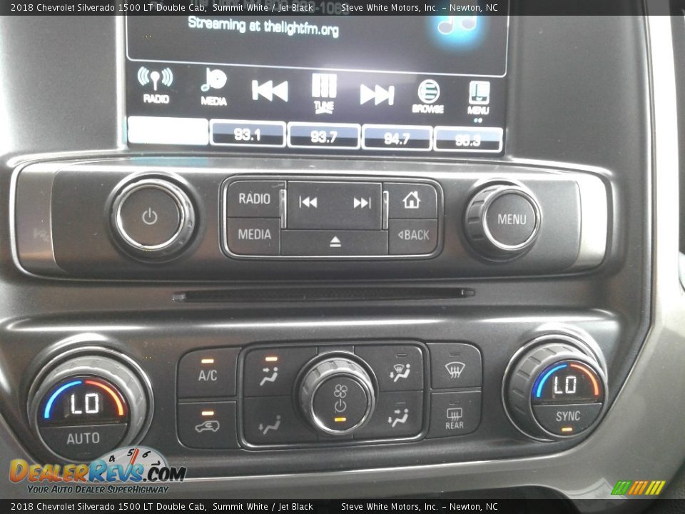 Controls of 2018 Chevrolet Silverado 1500 LT Double Cab Photo #27