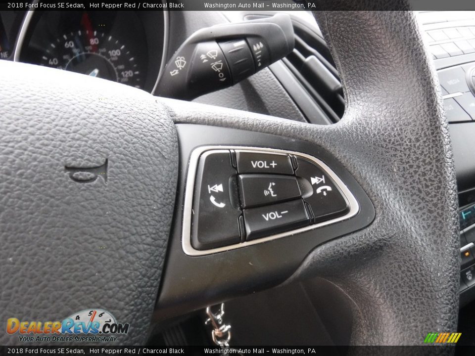 2018 Ford Focus SE Sedan Hot Pepper Red / Charcoal Black Photo #20