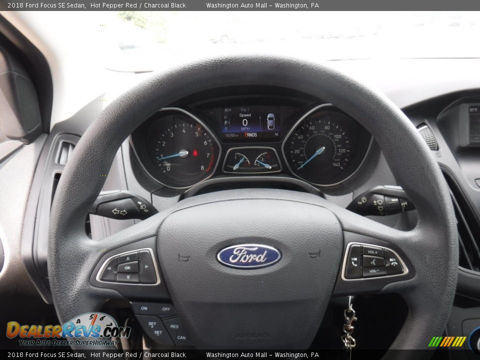 2018 Ford Focus SE Sedan Hot Pepper Red / Charcoal Black Photo #23