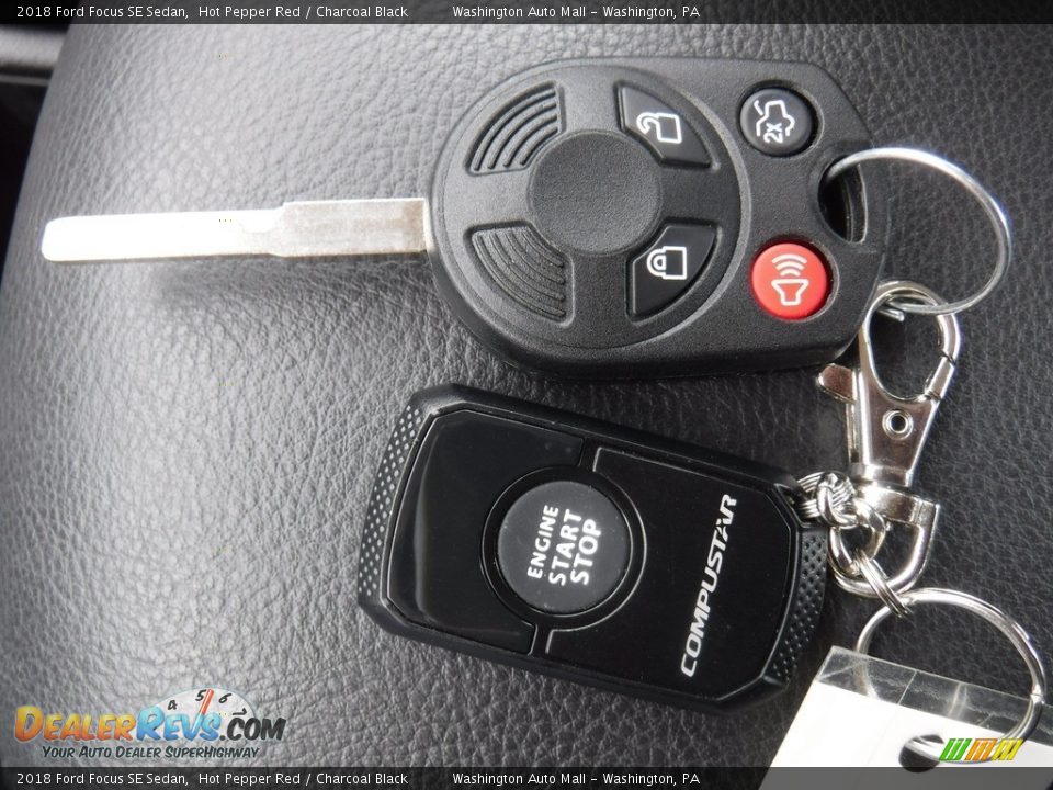 2018 Ford Focus SE Sedan Hot Pepper Red / Charcoal Black Photo #26